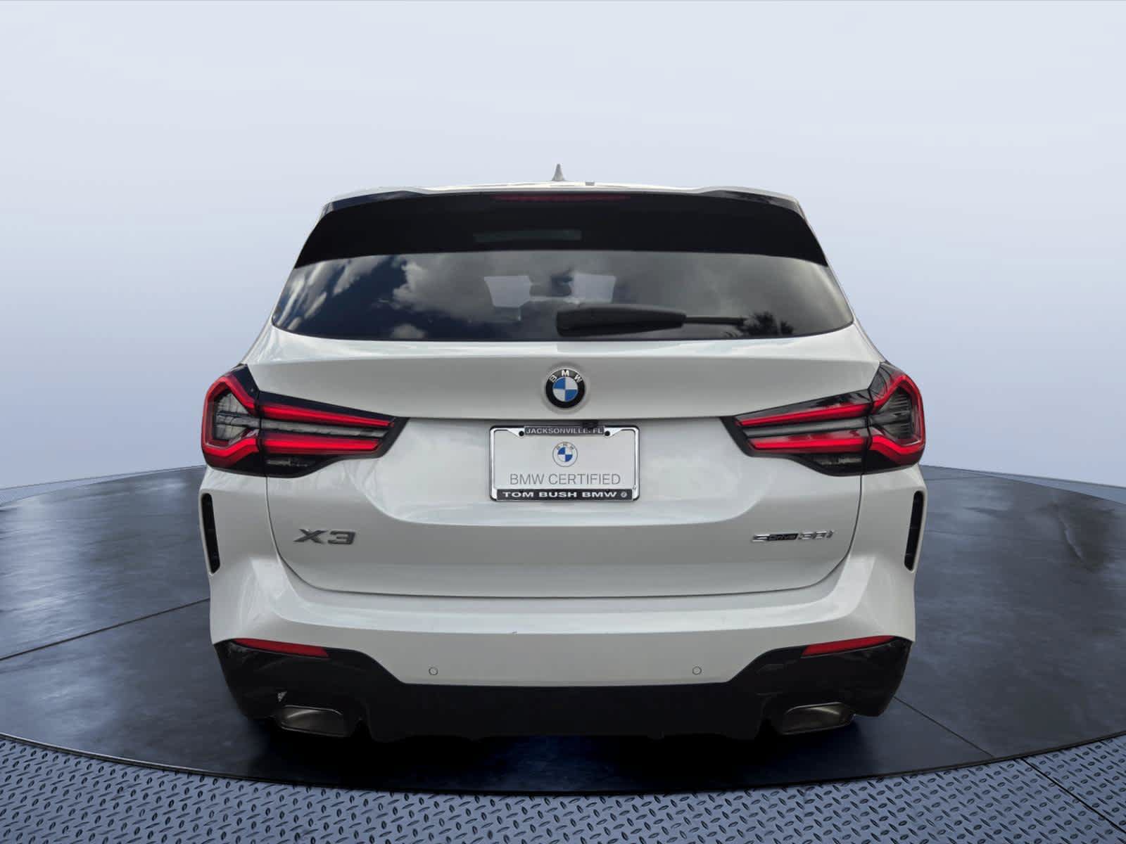Used 2023 BMW X3 sDrive30i w/ M Sport Package RWD image 5