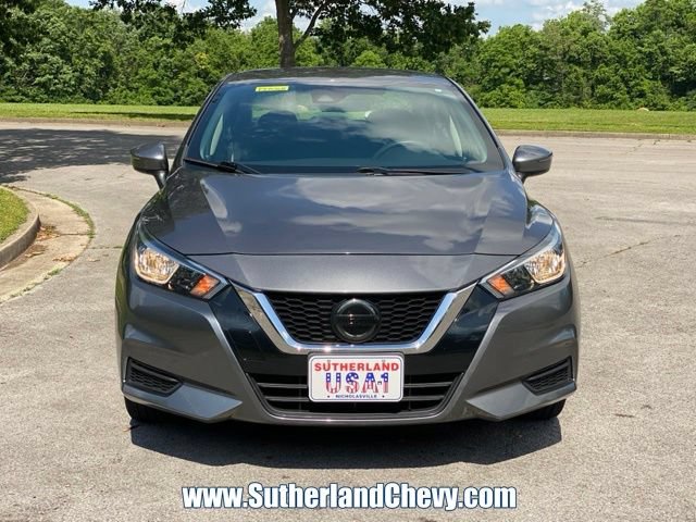 Used 2021 Nissan Versa SV FWD image 2