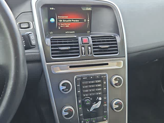 Used 2016 Volvo XC60 T5 Premier w/ Proximity Package FWD image 22