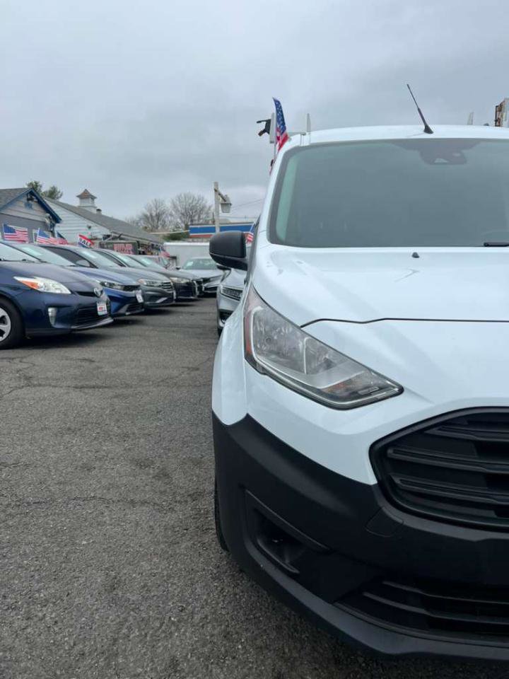 Used 2019 Ford Transit Connect XL image 2