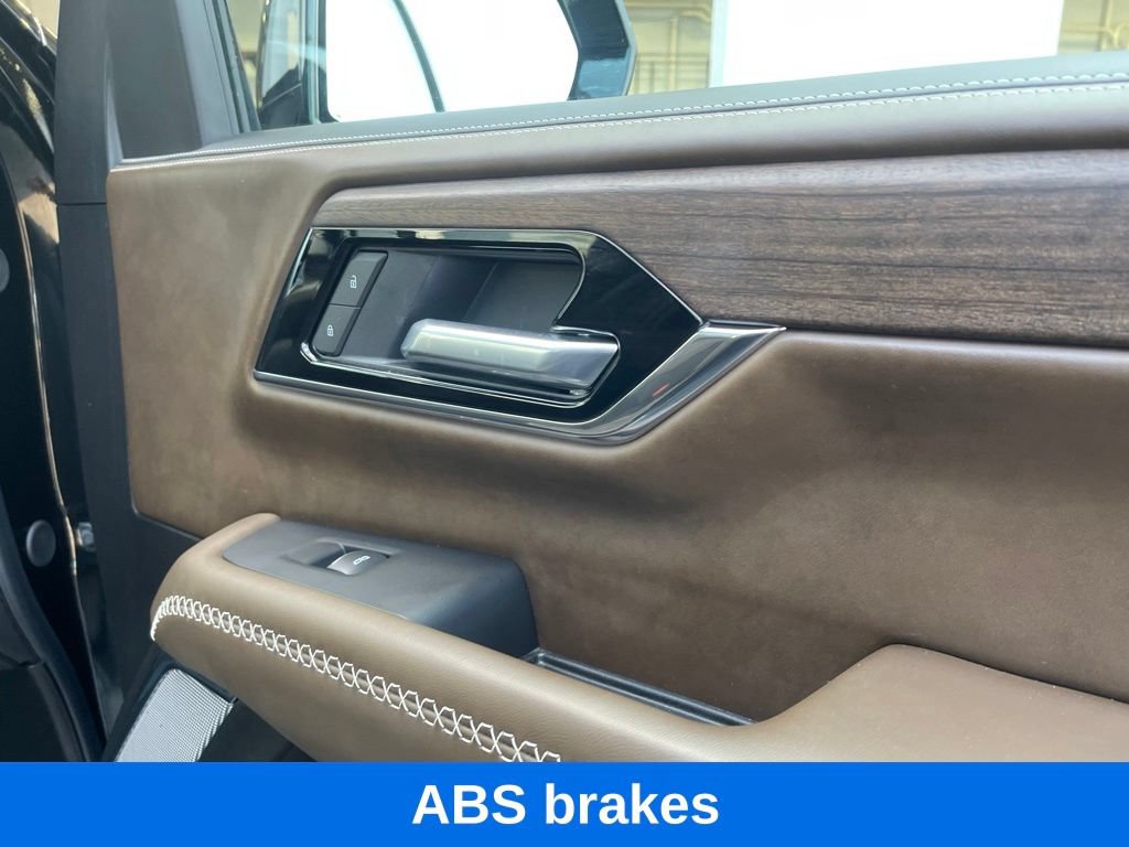 Used 2025 GMC Yukon XL Denali Ultimate AWD/4WD image 21