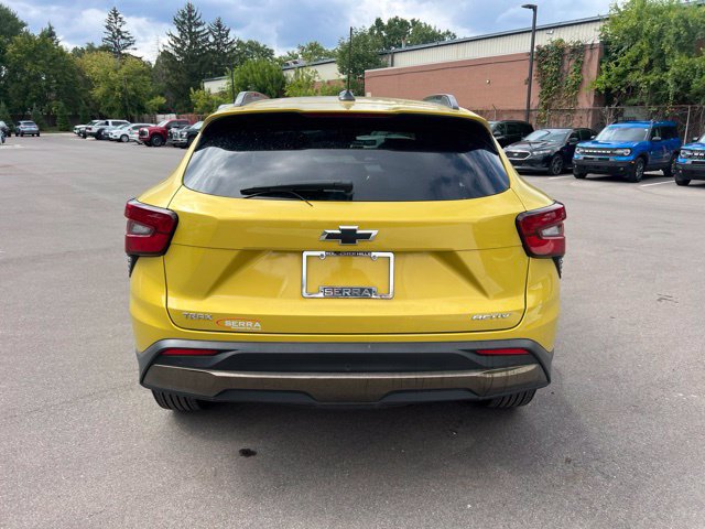 Used 2025 Chevrolet Trax ACTIV w/ Sunroof Package FWD image 6