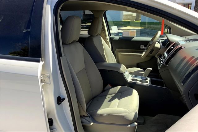 Used 2010 Ford Edge SEL image 7