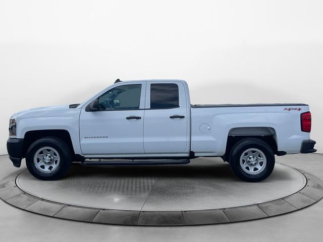 Used 2016 Chevrolet Silverado 1500 W/T w/ Trailering Package image 2