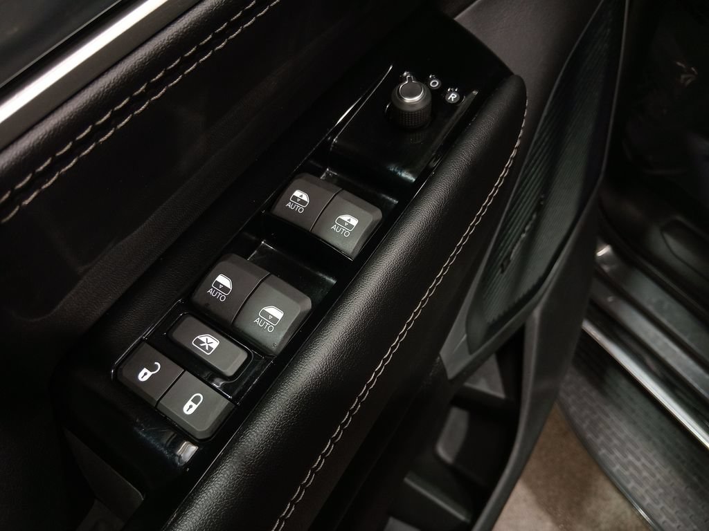 Used 2022 Jeep Wagoneer Series III AWD/4WD image 19