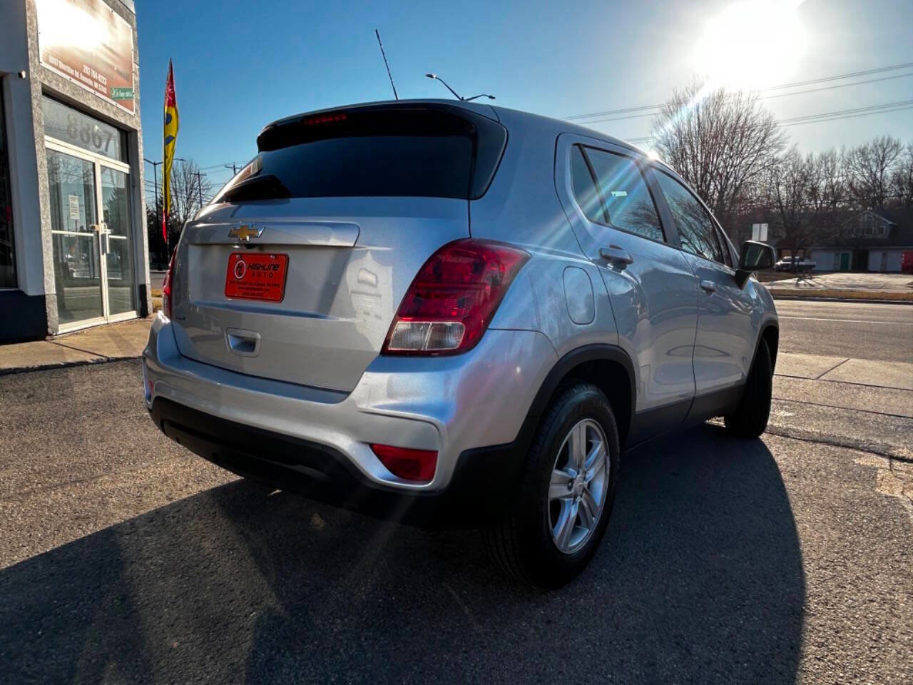 Used 2020 Chevrolet Trax LS w/ Tint and Cruise Package image 4