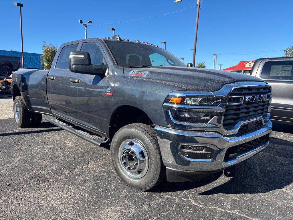 New 2027 RAM 3500 Tradesman AWD/4WD image 2
