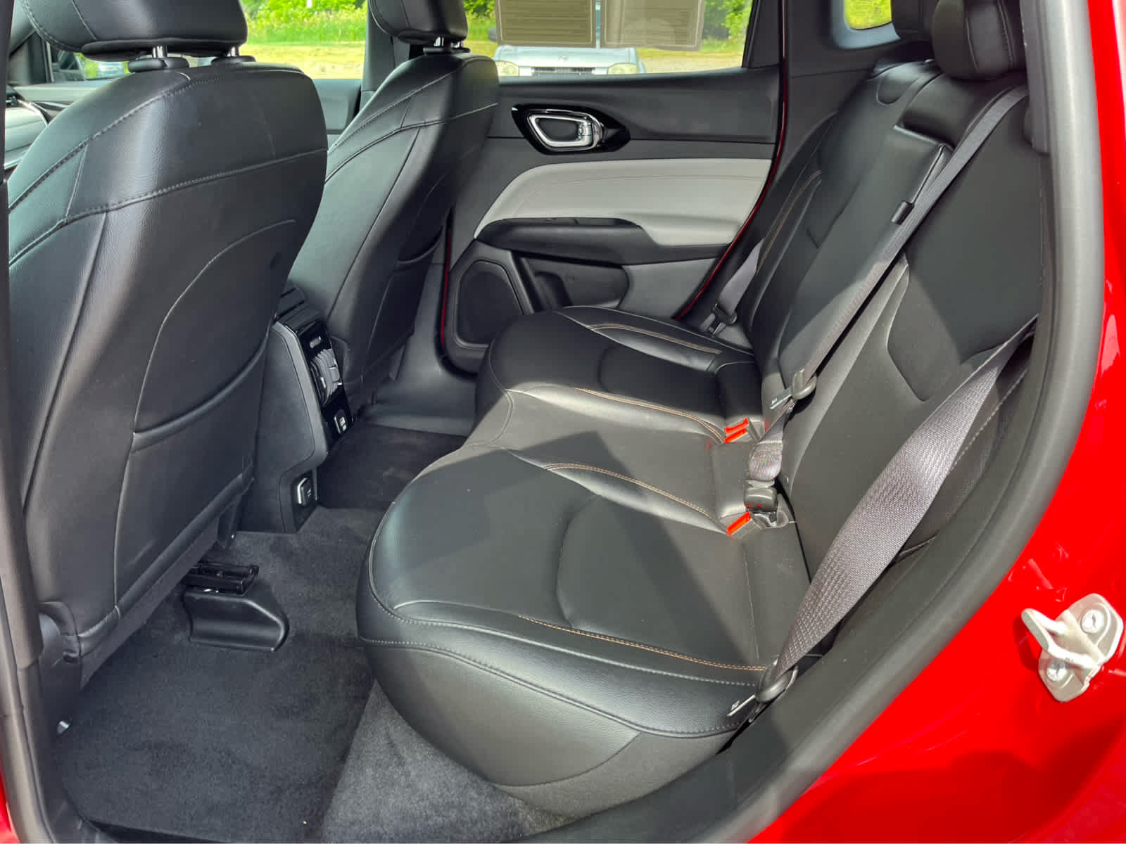 Used 2024 Jeep Compass Limited AWD/4WD image 21