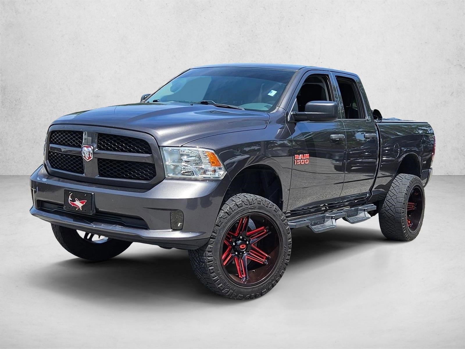 Used 2018 RAM 1500 Express AWD/4WD image 1