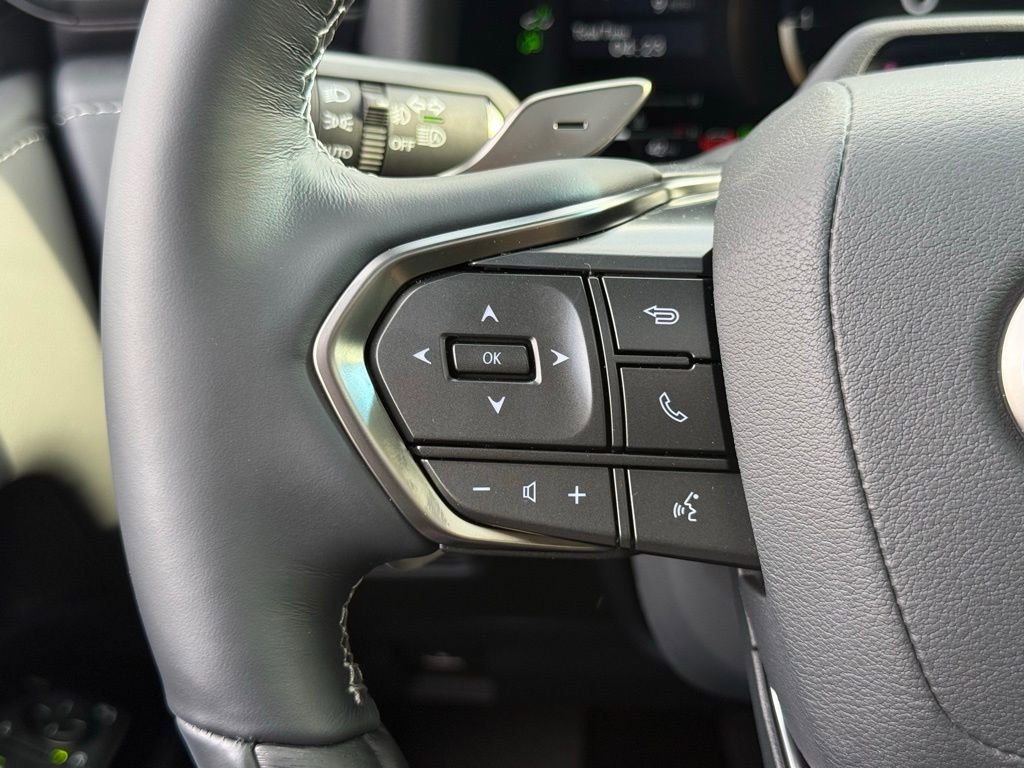 New 2026 Lexus LX 700h Luxury image 28