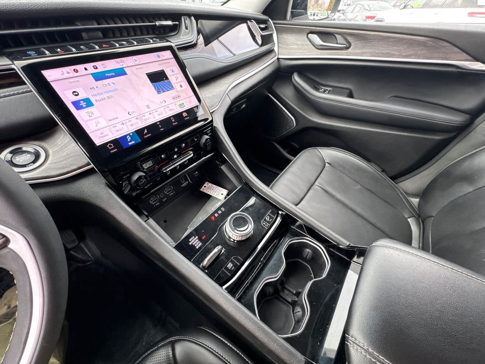 Used 2023 Jeep Grand Cherokee 4WD 4xe w/ Luxury Tech Group II image 26