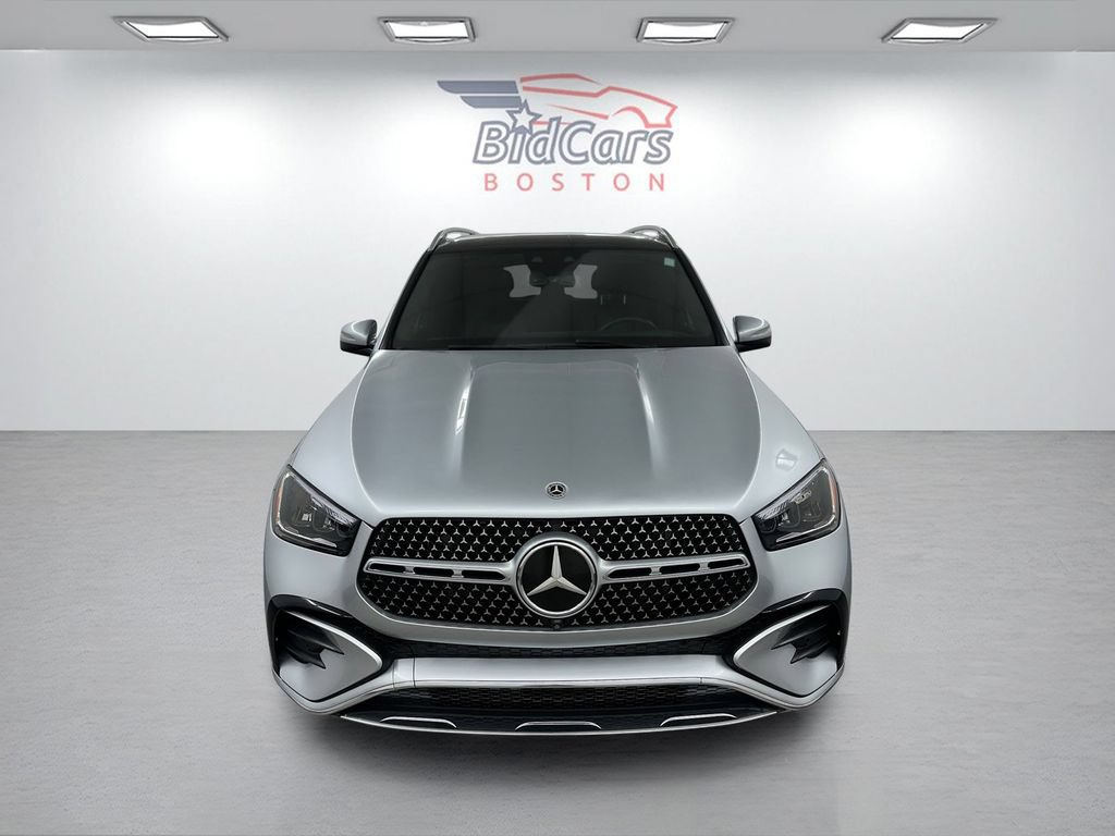 Used 2024 Mercedes-Benz GLE 450 4MATIC w/ AMG Line Exterior image 2