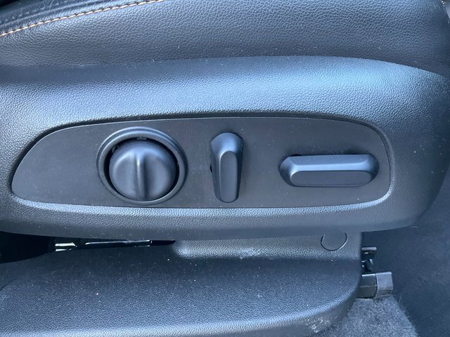 Used 2020 Chevrolet Equinox Premier image 21