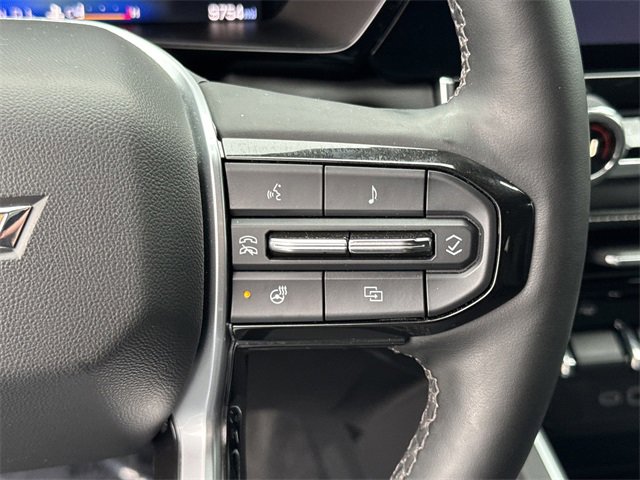 Used 2024 Chevrolet Colorado LT w/ LT Convenience Package III image 25