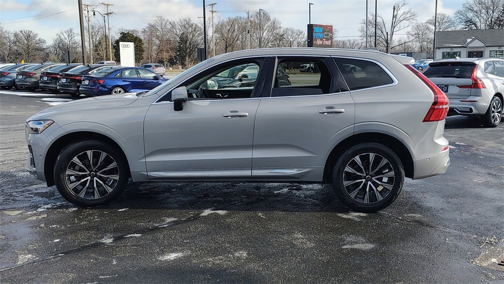 Certified 2023 Volvo XC60 B5 Plus w/ Climate Package image 5