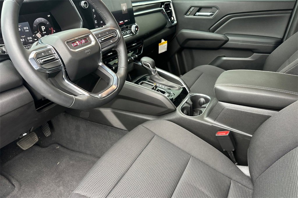 Used 2024 GMC Canyon Elevation w/ Convenience Package image 11