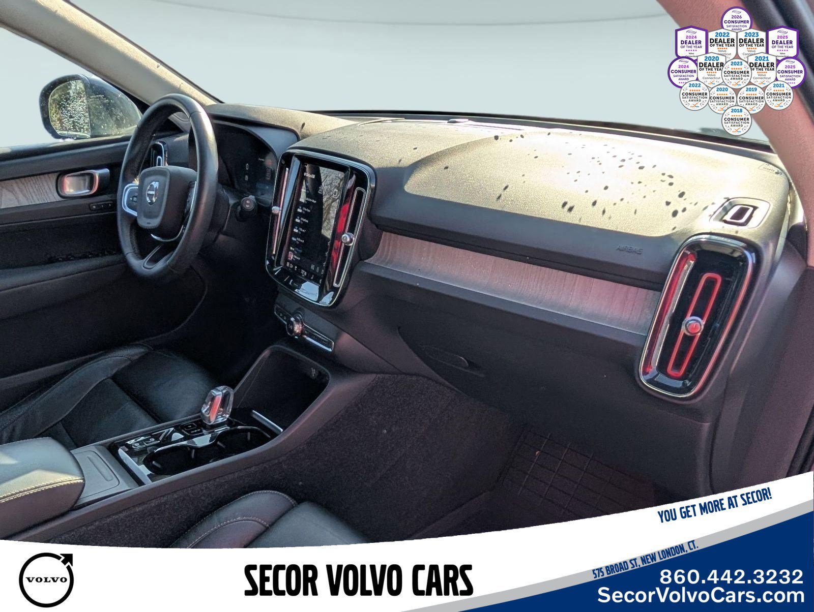 Used 2023 Volvo XC40 B5 Plus w/ Driver Assist Package AWD/4WD image 26