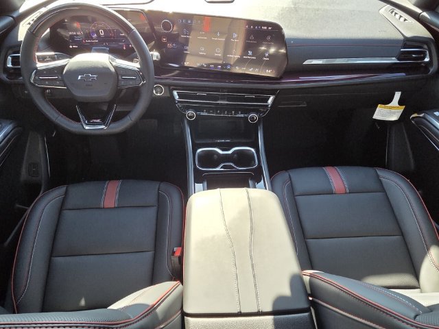 New 2027 Chevrolet Traverse RS w/ LPO, Floor Liner Package FWD image 9
