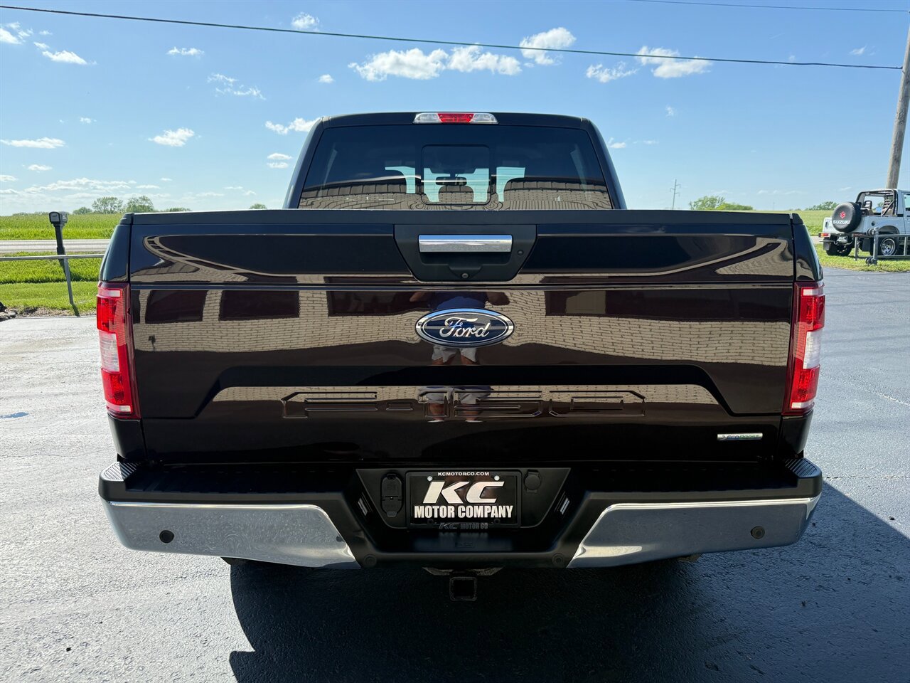 Used 2019 Ford F150 XLT w/ Equipment Group 302A Luxury AWD/4WD image 8