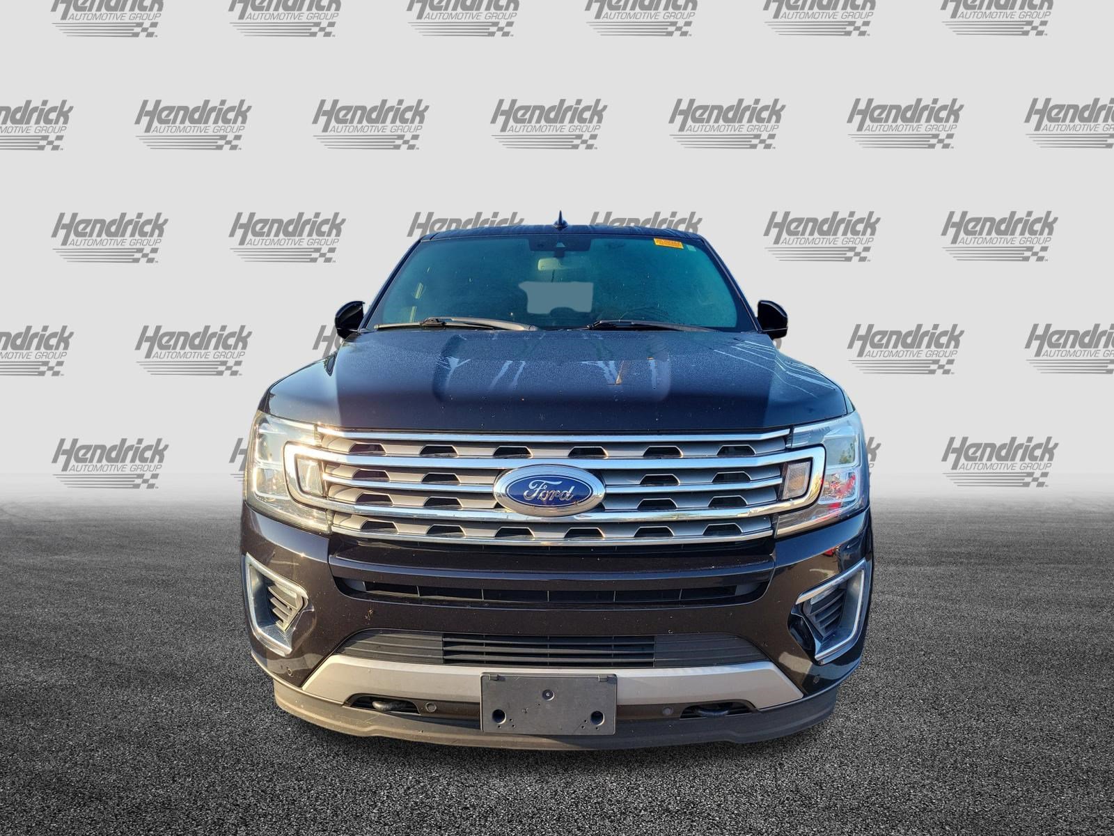 Used 2019 Ford Expedition Max Limited w/ Driver Assistance Package AWD/4WD image 3