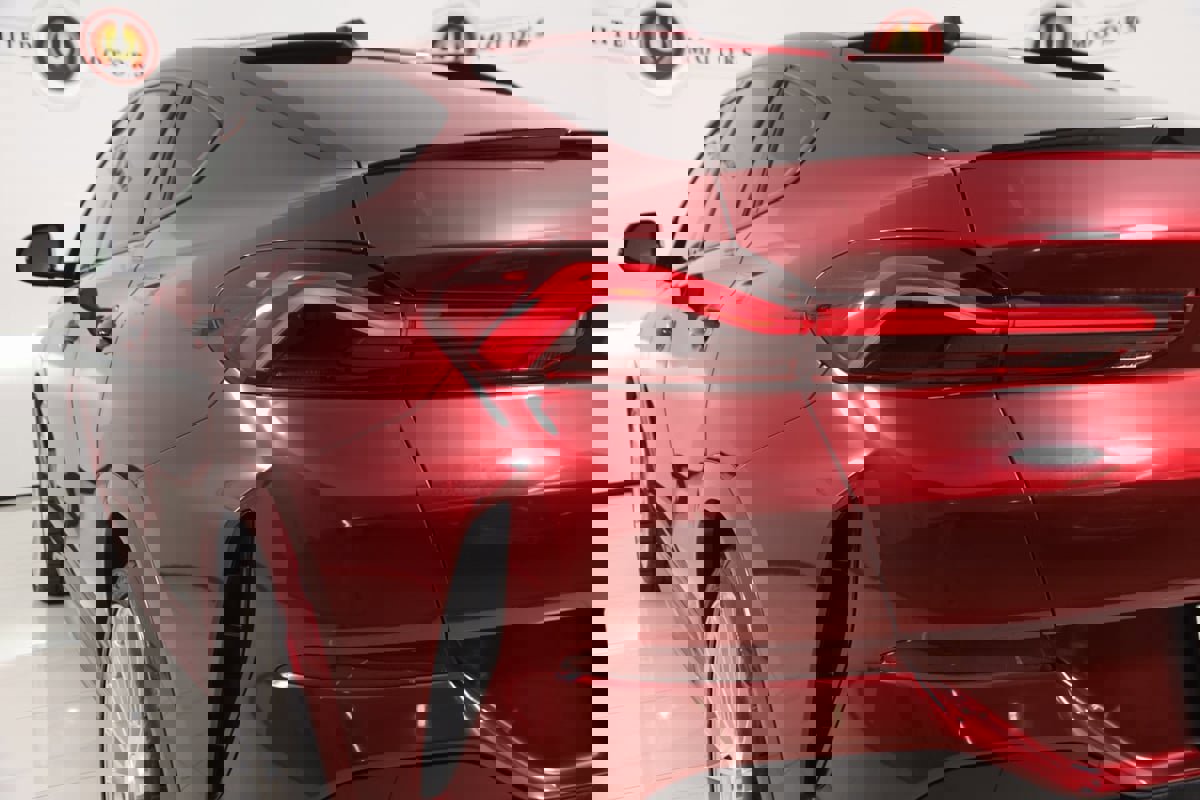 Used 2024 BMW X6 xDrive40i w/ Premium Package image 73