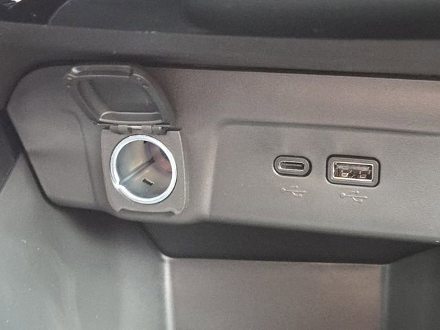 New 2026 Chevrolet Trax RS w/ Driver Confidence Package image 7