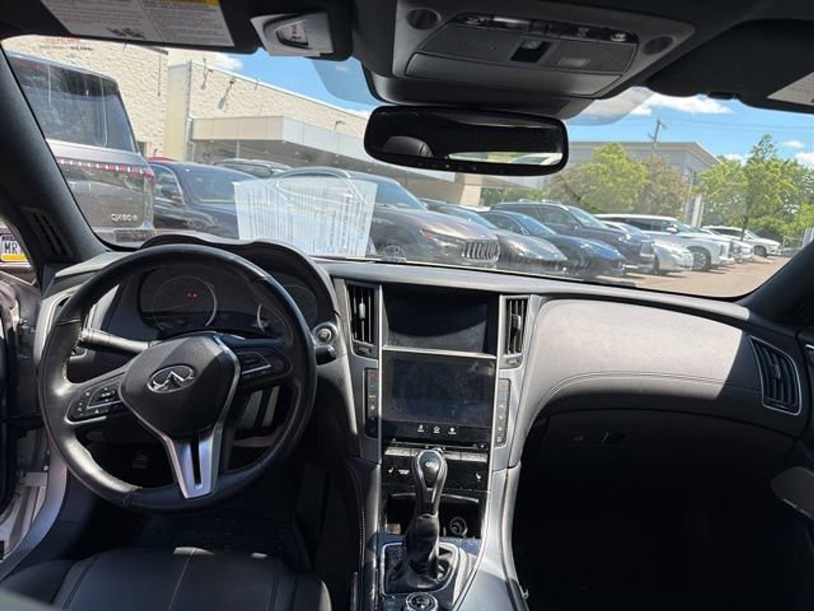 Used 2019 INFINITI Q60 3.0t Luxe w/ Essential Package AWD/4WD image 16