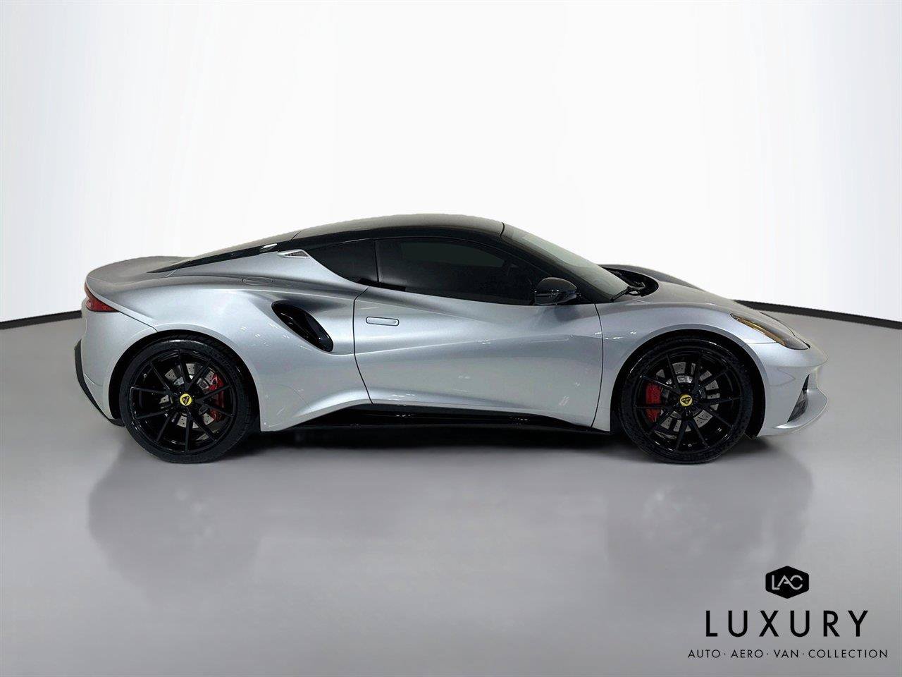 Used 2024 Lotus Emira First Edition RWD image 5