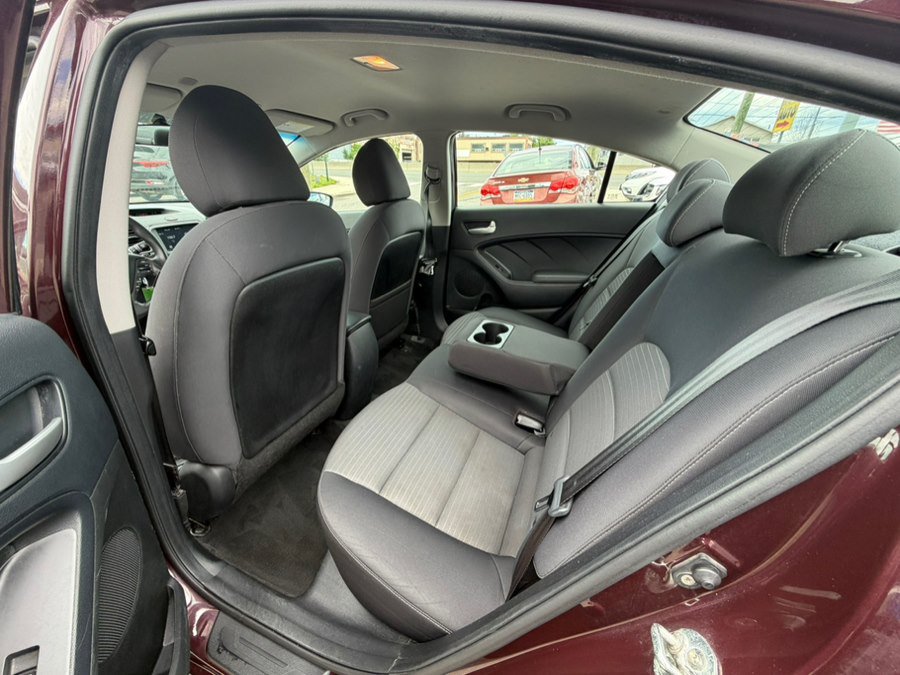 Used 2018 Kia Forte LX w/ LX Popular Package FWD image 8