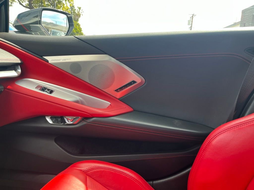 Used 2021 Chevrolet Corvette Stingray Preferred Cpe w/ Z51 Performance Package RWD image 23