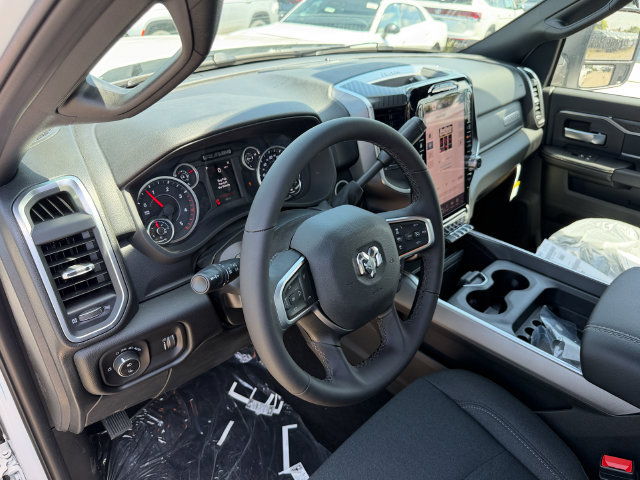New 2026 RAM 3500 Big Horn AWD/4WD image 15