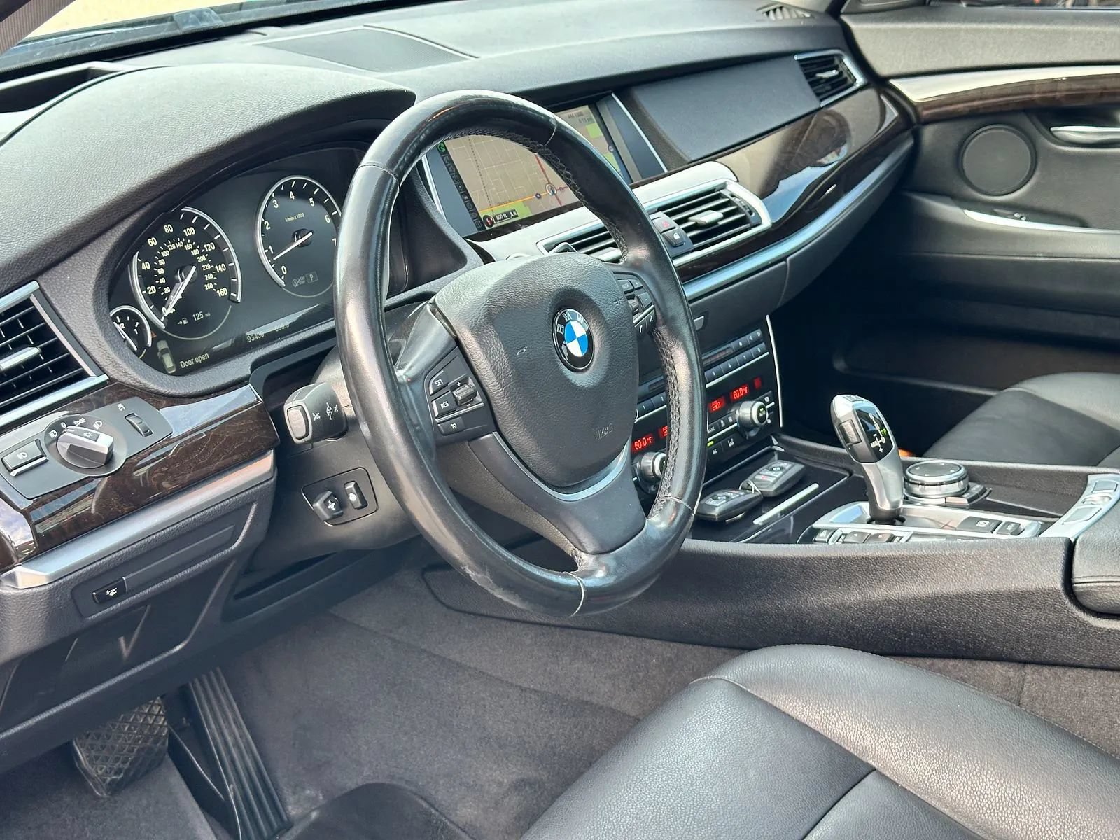 Used 2017 BMW 535i Gran Turismo xDrive AWD/4WD image 10