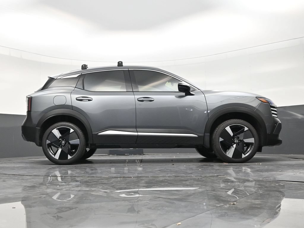Used 2026 Nissan Kicks SR FWD image 26
