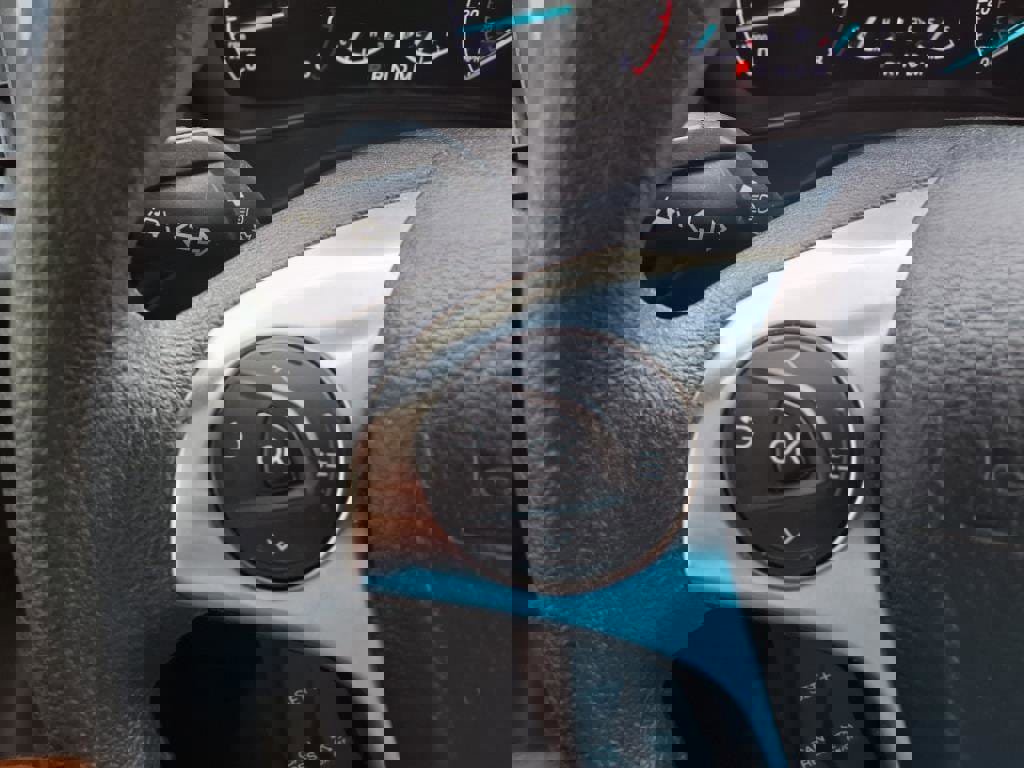 Used 2021 Ford Transit Connect XLT image 20