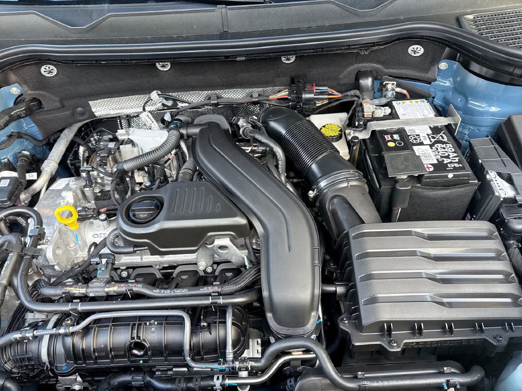 New 2027 Volkswagen Taos S FWD image 17