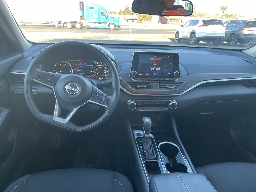 Certified 2024 Nissan Altima 2.5 SV image 11