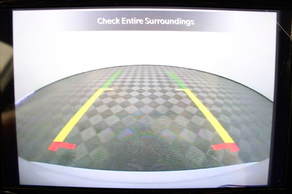New 2027 Chrysler Pacifica Select FWD image 3