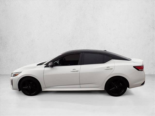 Used 2024 Nissan Sentra SR FWD image 2