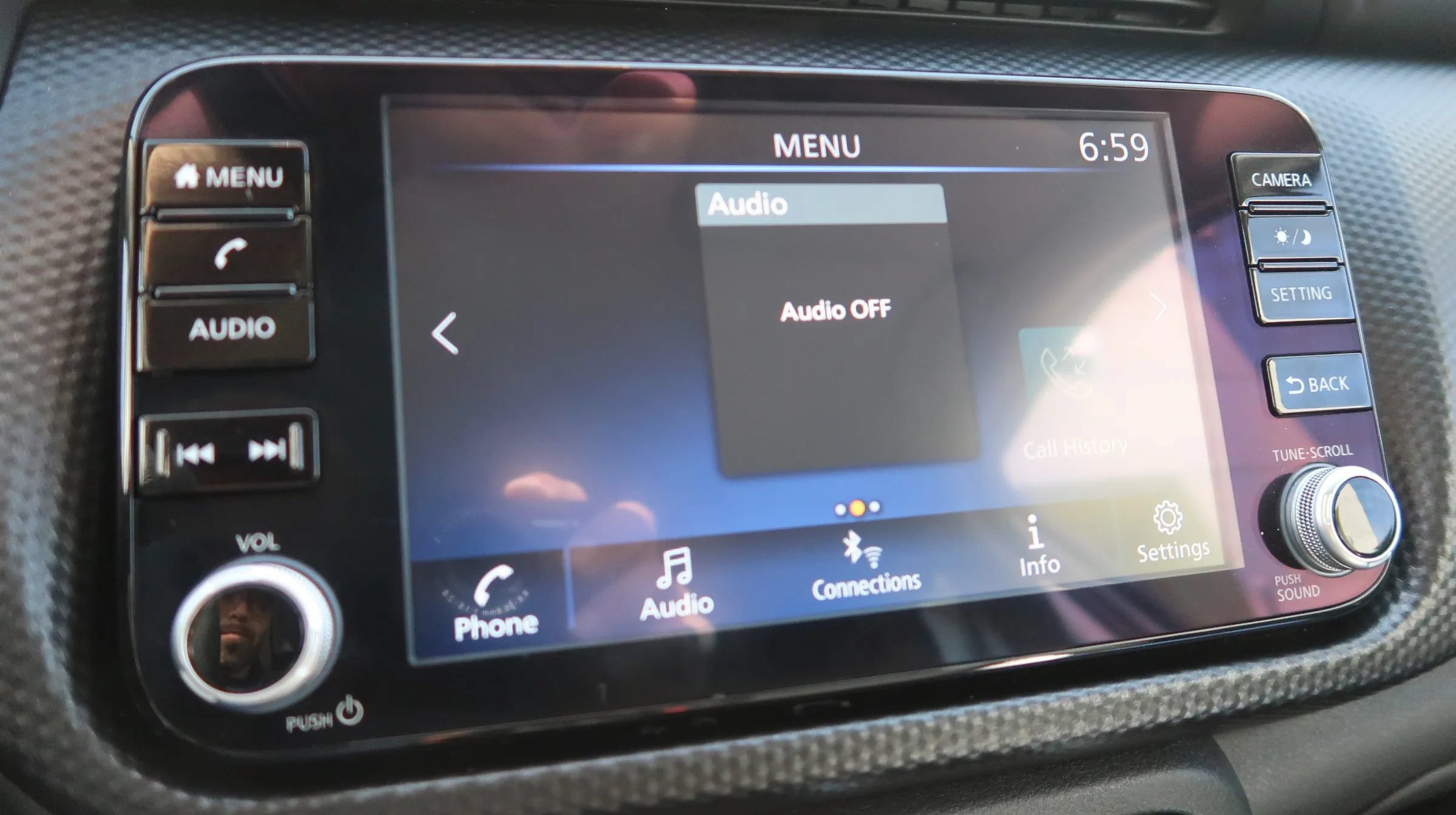 Used 2023 Nissan Kicks SV FWD image 34
