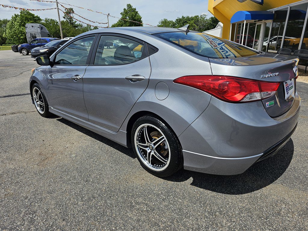 Used 2013 Hyundai Elantra Limited w/ Technology Pkg image 5