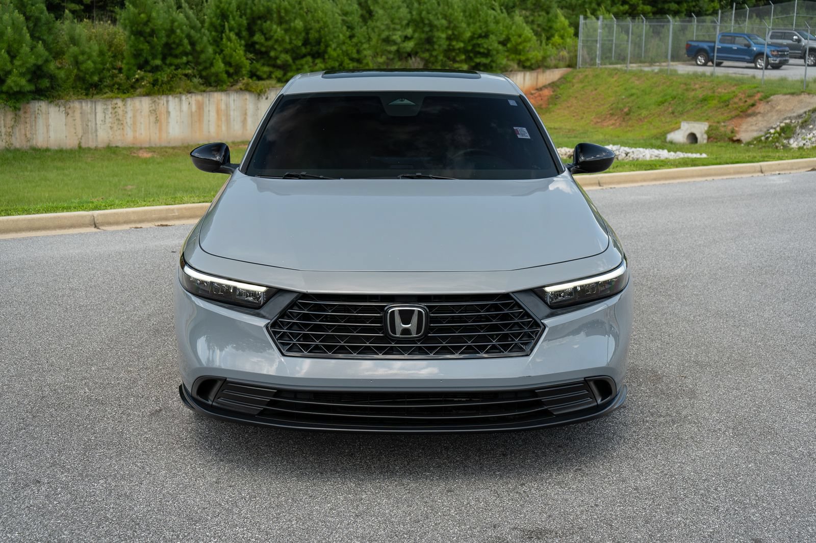 Used 2023 Honda Accord Sport image 2
