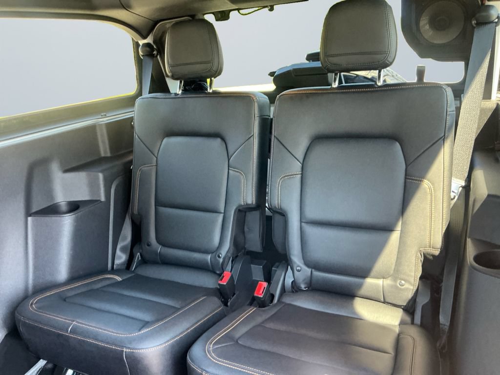 Used 2023 Ford Bronco Badlands AWD/4WD image 14
