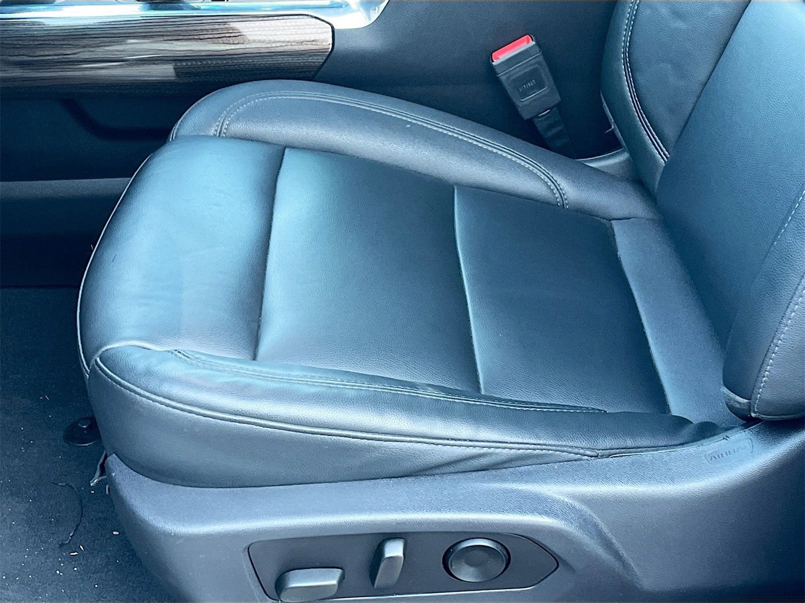 Used 2023 Chevrolet Silverado 1500 LT Trail Boss w/ Convenience Package II image 20