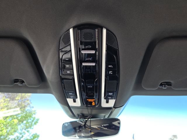 Used 2020 Porsche Panamera 4 AWD/4WD image 25