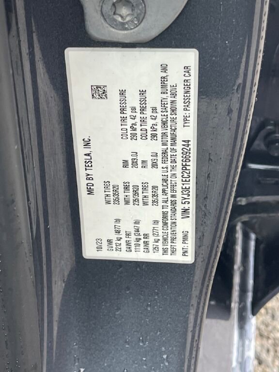 Used 2023 Tesla Model 3 Performance image 35