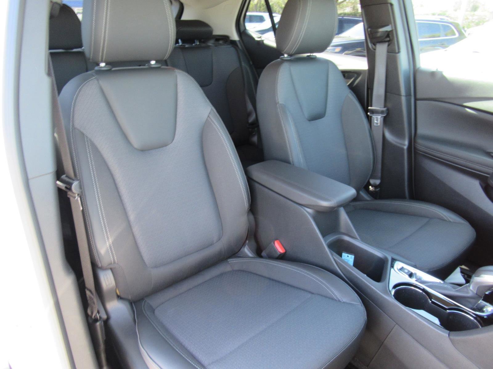 Used 2023 Buick Encore GX Select w/ Safety Package II image 9