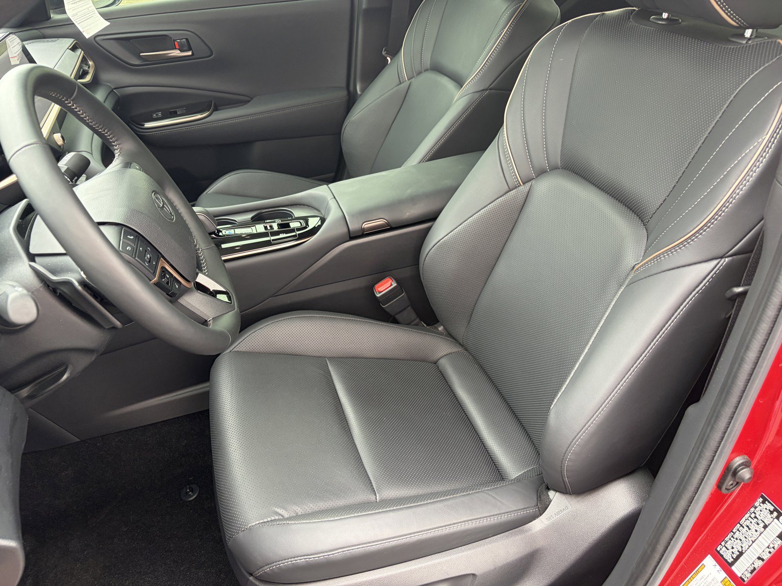 Used 2024 Toyota Crown Platinum AWD/4WD image 11