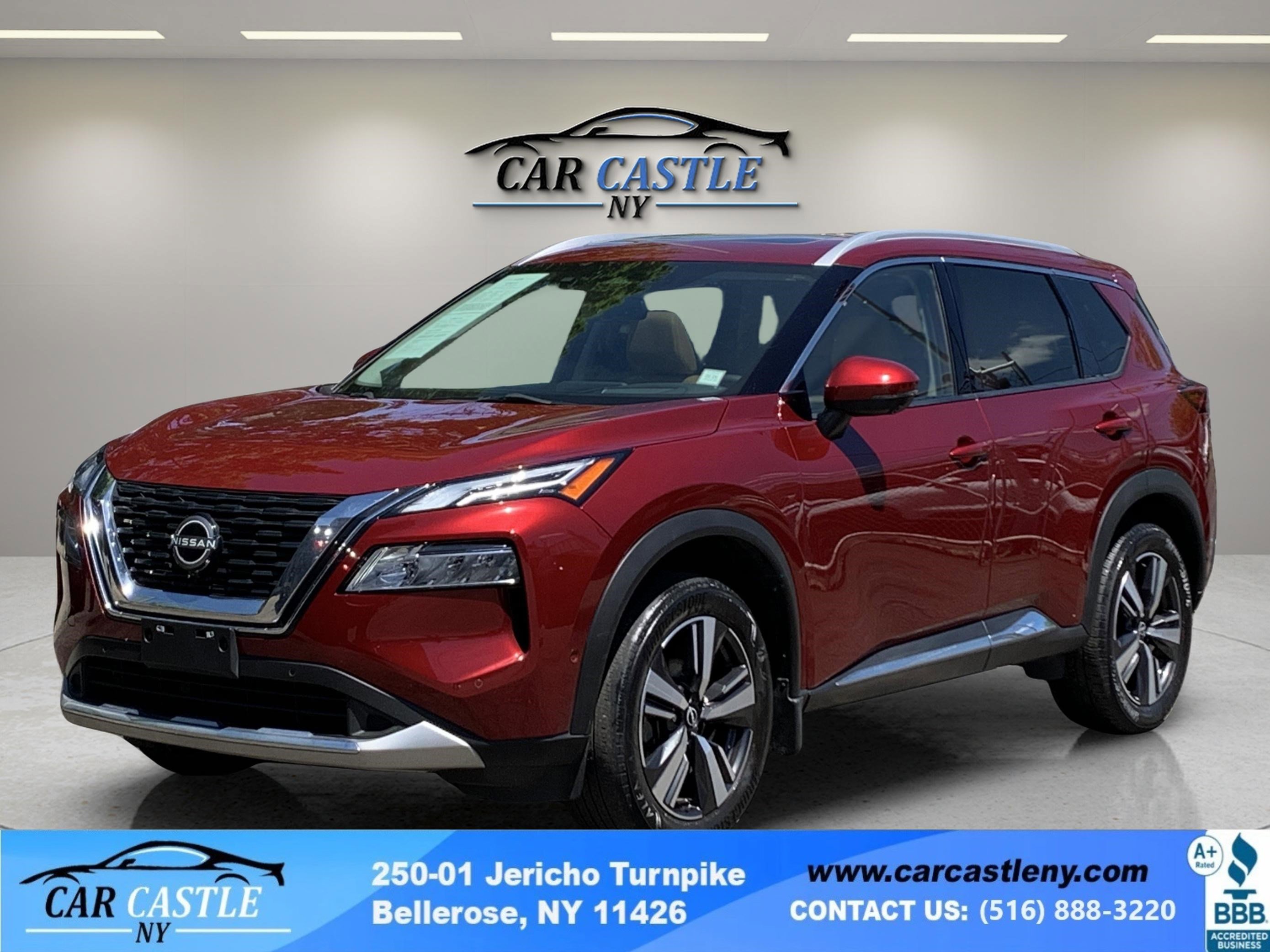 Used 2023 Nissan Rogue Platinum image 1