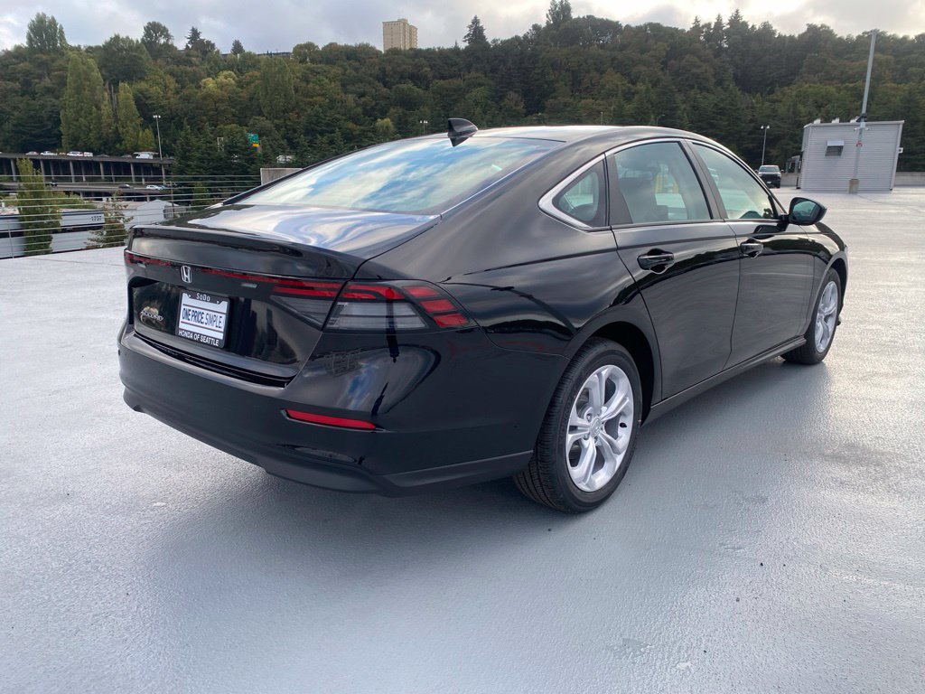 New 2026 Honda Accord LX image 11