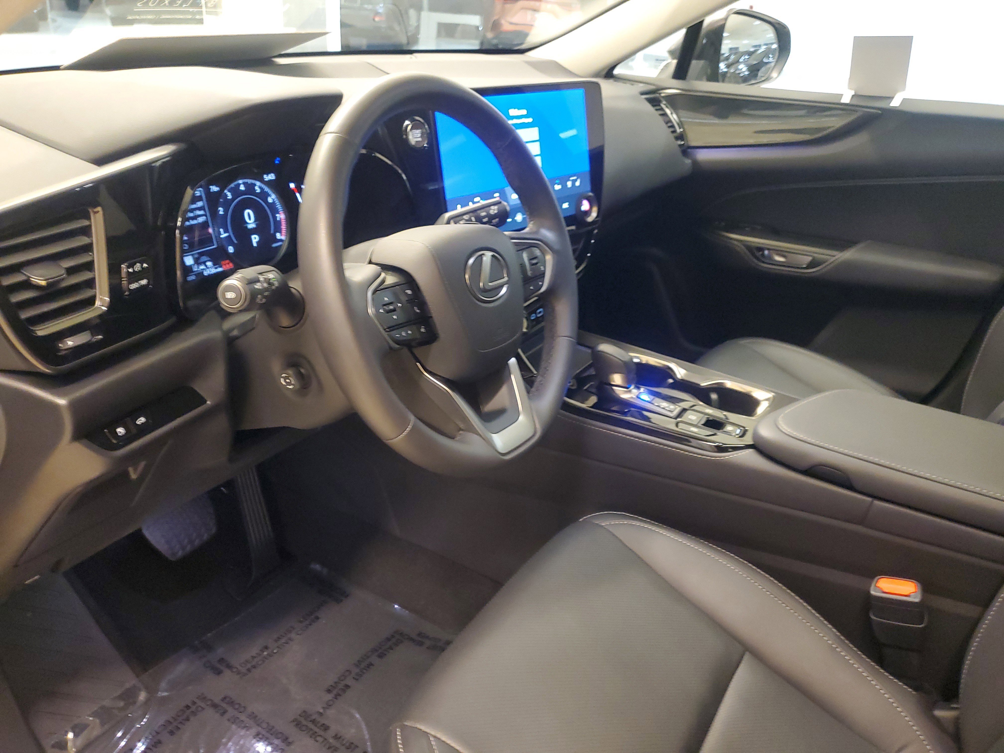 Certified 2025 Lexus NX 250 FWD w/ Premium Package image 20